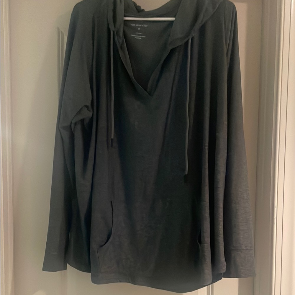 Elegant Hunter Green V-Neck Hoodie for Women